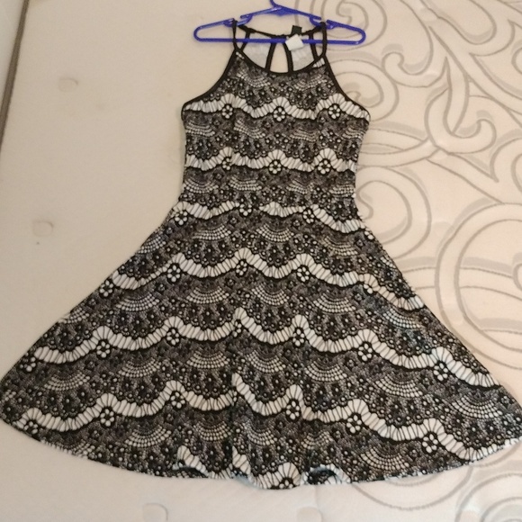 Windsor dress size s - Picture 3 of 4